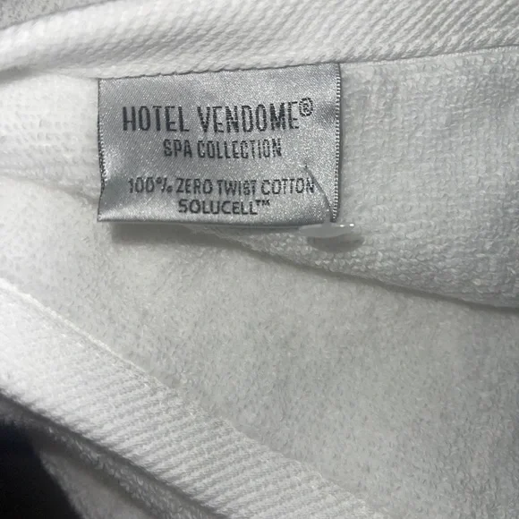 Hotel Vendome 3 Pck Spa Collection Zero Twist COTTON Bath TOWEL 30x56” White - Picture 7 of 7